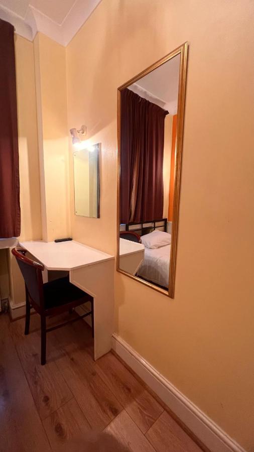 Gresham Hotel Bloomsbury London Bagian luar foto
